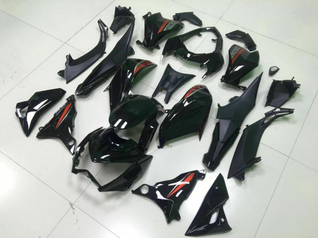 Glänzendes Schwarz Rot Silber 2013-2018 Kawasaki Z800 Motorrad Verkleidung