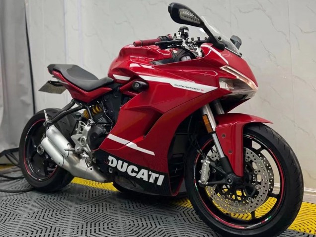 Rot Weiß Schwarz 2017-2022 Ducati Supersport 939/939S Motorrad Verkleidung