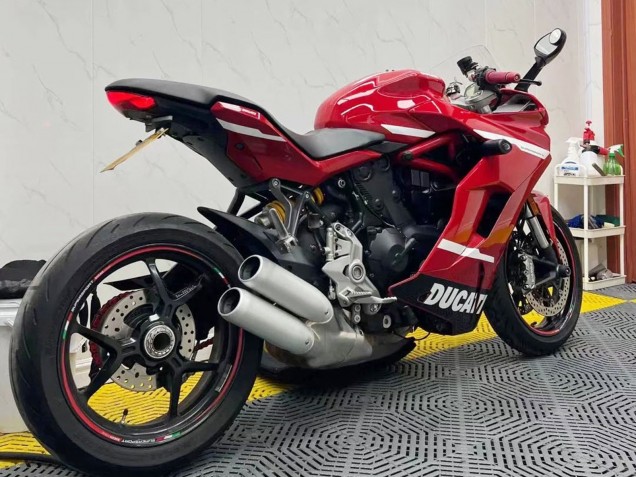 Rot Weiß Schwarz 2017-2022 Ducati Supersport 939/939S Motorrad Verkleidung