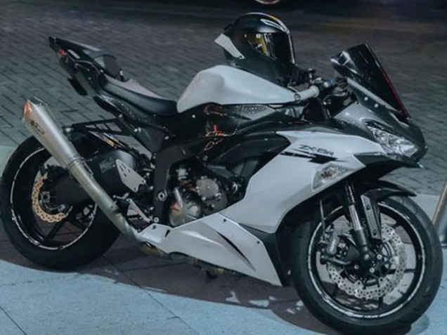 Weiß Schwarz Carbonfaser 2019-2022 Kawasaki ZX6R Motorrad Verkleidung