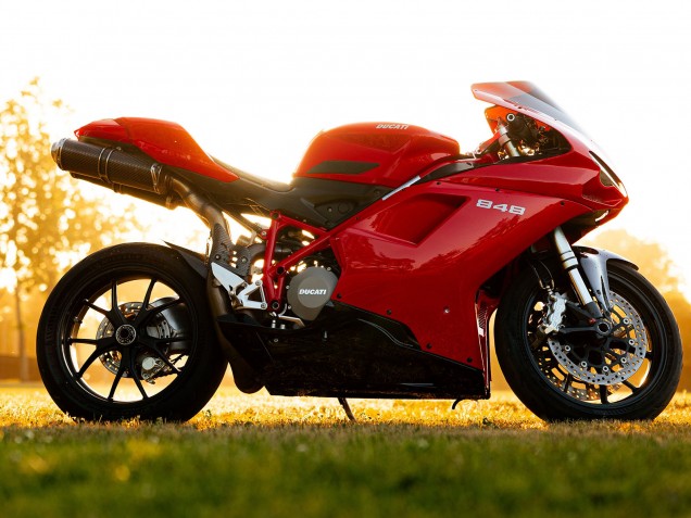 Rot Glänzendes Schwarz 2007-2014 Ducati 848 Motorrad Verkleidung