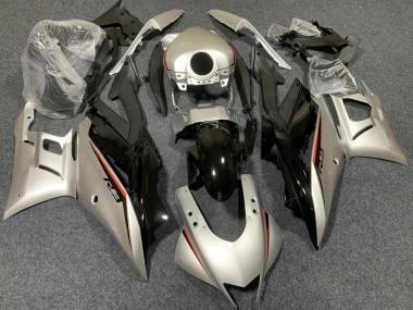 HellGold Glänzendes Schwarz 2022-2024 Yamaha YZF R3/R25 Motorrad Verkleidung