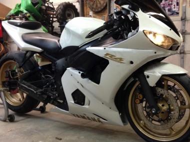 Weiß Gold 2005 Yamaha YZF 600 R6 Motorrad Verkleidung