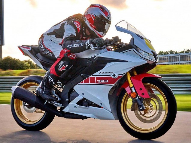 Weiß Rot Gelb 2019-2024 Yamaha YZF R125 Motorrad Verkleidung