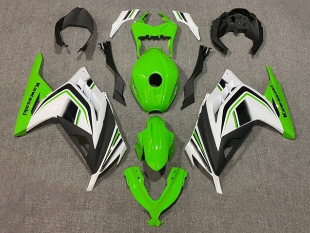 Grün Weiß Schwarz Streifen 2013-2024 Kawasaki EX300 Motorrad Verkleidung