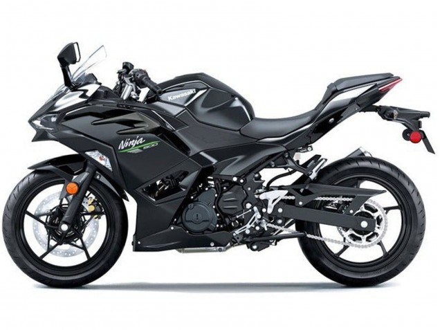 Glänzendes Schwarz 2024-2025 Kawasaki Ninja 500 EX500R Motorrad Verkleidung