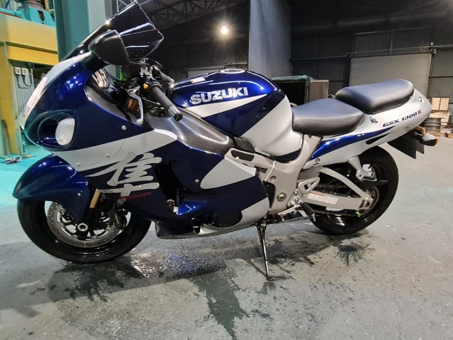 Blau Weiß 1996-2007 Suzuki GSXR 1300 Hayabusa Motorrad Verkleidung