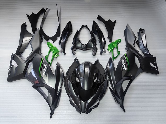 Glänzendes Schwarz Matt Schwarz Grün Weiß 2018-2024 Kawasaki EX400 Motorrad Verkleidung